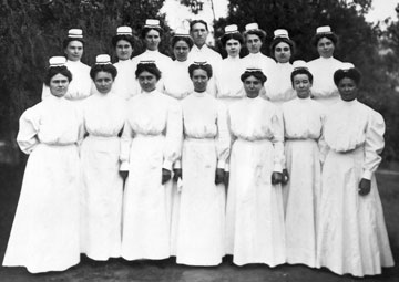 School of Nursing class of 1910.